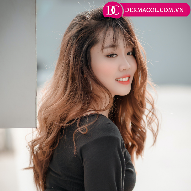 DermacolN's tweet photo. Trên tình bạn là tình yêu
Dưới tình yêu là tình bạn
Cứ phân vân hoài một thứ tình cảm ở giũa để rồi lạc mất nhau !!!!
#dermacol #vietnam #authentic  #cosmetics  #highend #dethuong #cute #luxury #phunu #woman #dangyeu #lovely #xinhdep 
https://t.co/3LKbTxPJ45 https://t.co/260kHGV9Ab