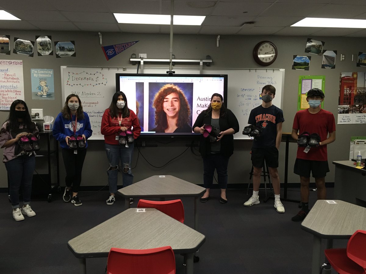 AmandaDearing's tweet photo. @PostMalone Thank you for being so generous! My students are SO excited for your new #Crocs and loved hearing about when you were my student! Here are a few of them saying thank you -- you just can't see the smiles under the masks. :o) https://t.co/1eDvB2P2zf