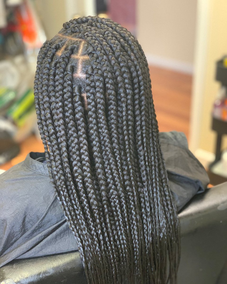 Medium Box Braids  #atlantatwists #exploremore #naturalhairatlanta #atlnaturalhair #explorepage #discover #feedins #mariettabraids #knotlessboxbraids #teamnatural #feedinponytail #kidsfashion #memphishair #901 #901hair #booknow #magicfingers #shinenjam #tiktok #votd #cutekids #ne