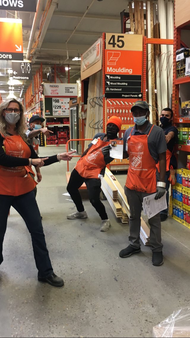 April Reaves tweet media