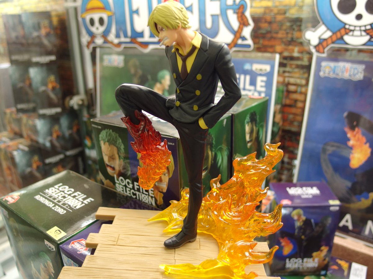 O Xrhsths ネバーランド港北店 Sto Twitter ワンピース Log File Selection Fight Vol 2 入荷しました 炎のエフェクト付きサンジです ゾロと合わせて飾ろう ゾロも在庫まだありますよー ワンピース サンジ