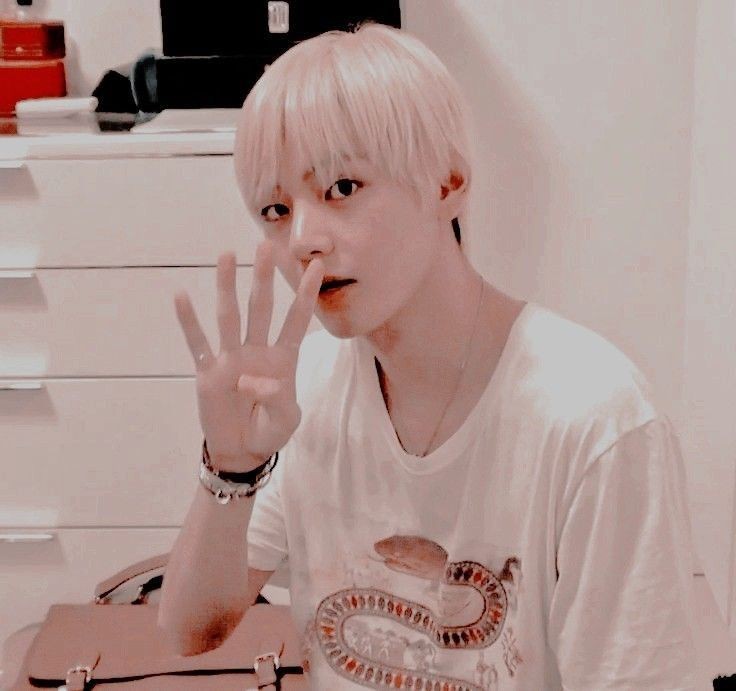 vantyvant's tweet photo. ♡⃕   ◡̈  ʬʬʬ  𝚏𝚊𝚌𝚎 𝚊𝚋𝚘𝚞𝚝 𝚖𝚎  ꒰ 𖧧   ·͜·♡ ꒱ https://t.co/J9h79kr0nz