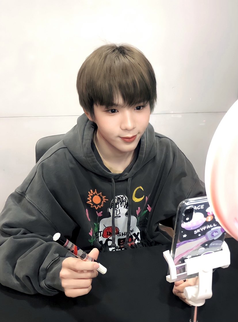 Ottaro11's tweet photo. 🥰🥰🥰 https://t.co/B3dHw66NRs
