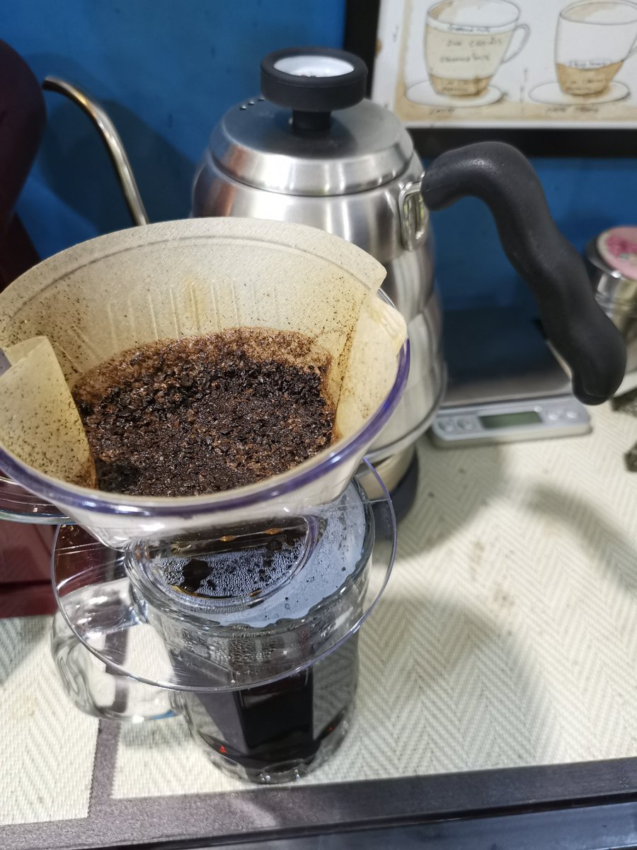 Meijien's tweet photo. Pour over coffee for the day
#coffeeoftheday #coffeelover #pourovercoffee https://t.co/qZeDOOwORh