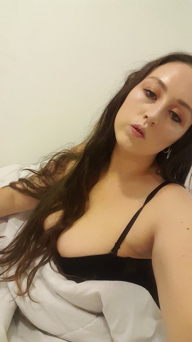 Ashnightxo’s pics and videos
