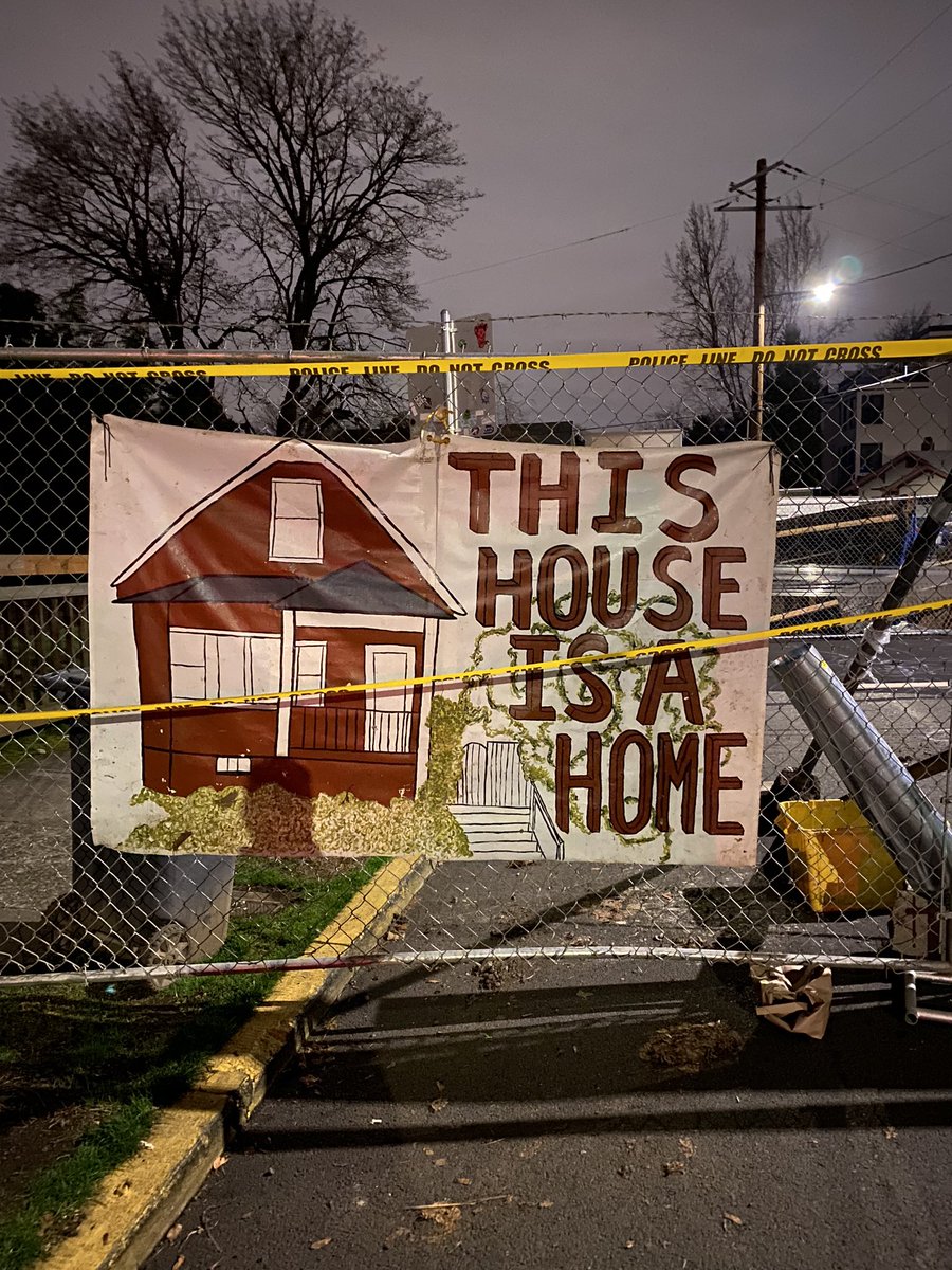 Since September, people have been protesting the eviction of a Black &amp; Indigenous family from their home in Portland. Activists put up a 24/7 eviction blockade around the Red House on Mississippi. Today, Mayor Wheeler threatened them with police violence. opb.org/article/2020/1…