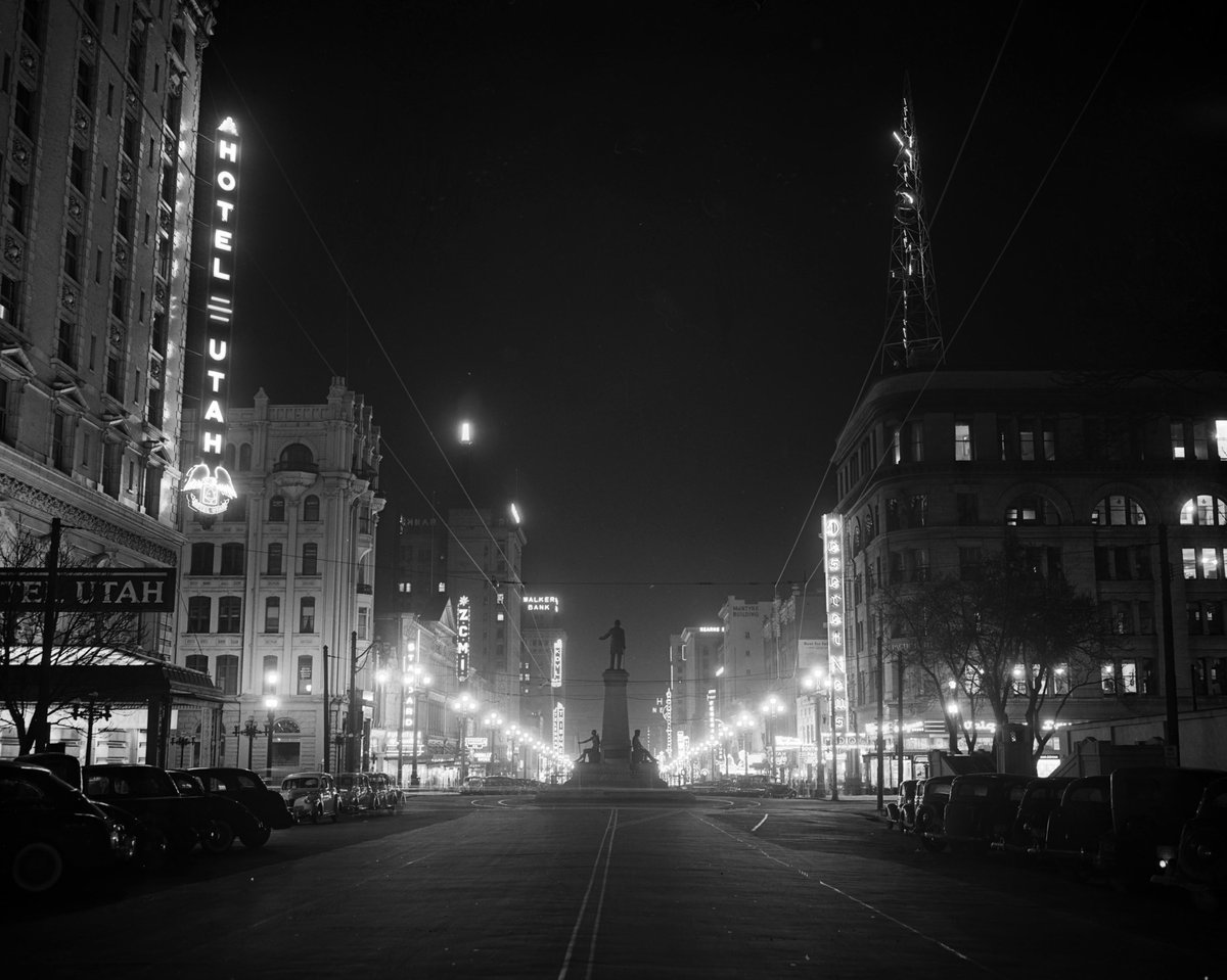 A few more photos I didn't share that I still find really, really something:More Main Street (peep the headlines on those newspapers)