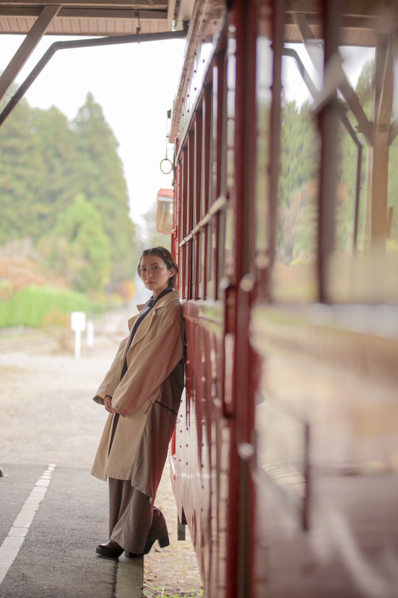 N_A_2_3's tweet photo. 廃線の列車ですん。 
#model #japonês #ポートレート女子 #ポートレート写真 #ポートレートモデル撮影 #被写体やります #modelJepang #shorthair #被写体女子 #モデル依頼 #モデル女子 #जापान #jp_mood #ポトレ撮影隊 #Jepang #写真好きな人と繋がりたい #被写体希望 #揖斐川 #揖斐川町 https://t.co/fqZo2N0JpZ