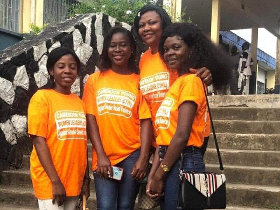 WomenCameroon's tweet photo. Day 14 : School Outreach #16daysofactivism2020

#NoToDiscrimination 

 #NoToViolenceAgainstWomen

#CYWL 

 #EndGBV

#GenerationEquality https://t.co/35prANBewD