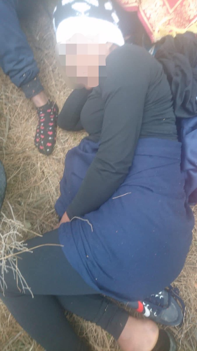 The two women didn’t have the strength to go any further. One was reported to have leg injuries, the other pregnant. Both groups had contact with Aegean Boat Report throughout the night.