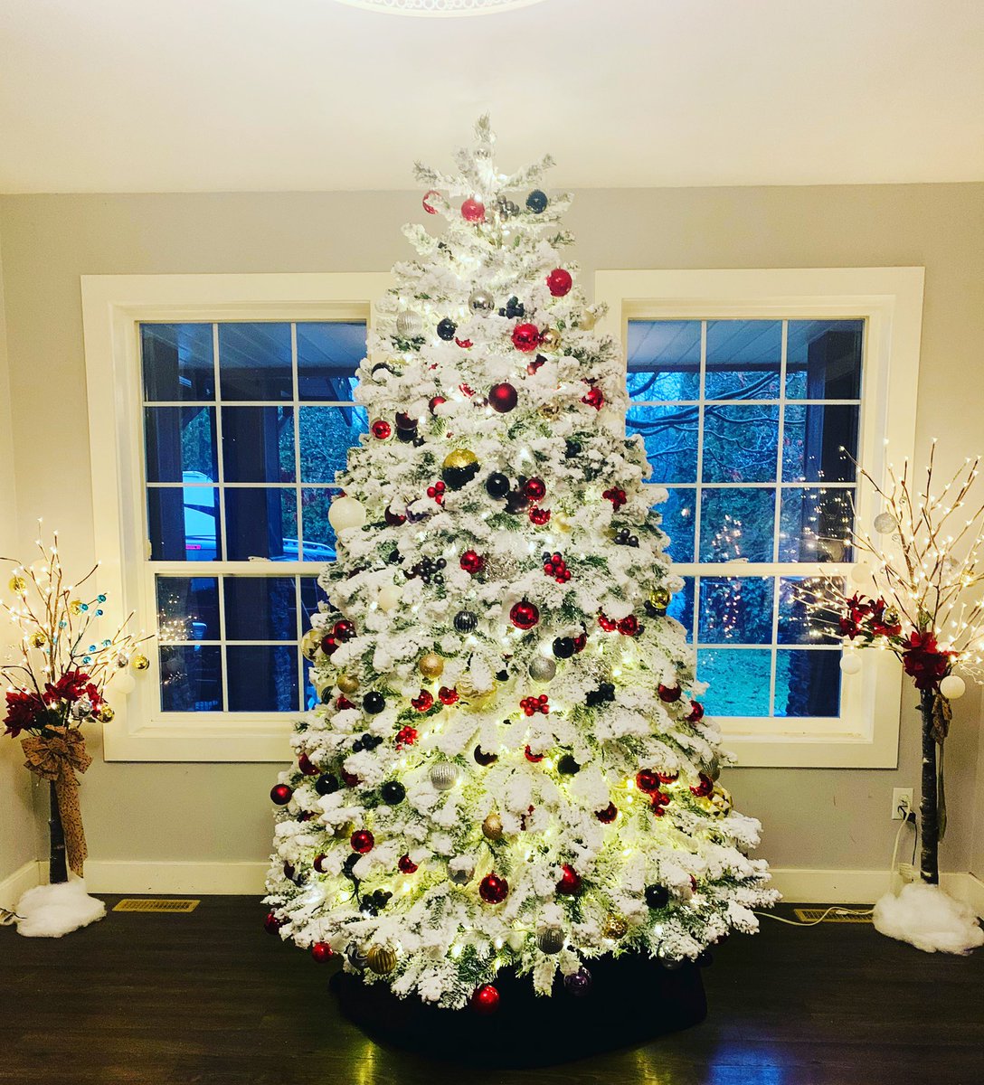 Our main tree is finished❤️ kids wanted a real tree with snow flawking, and they got it! For the last 22 years we’ve had these trees. Next year I’m hoping to find and cut our own. But the kids are stuck on the snow, maybe because it rarely snows here😊