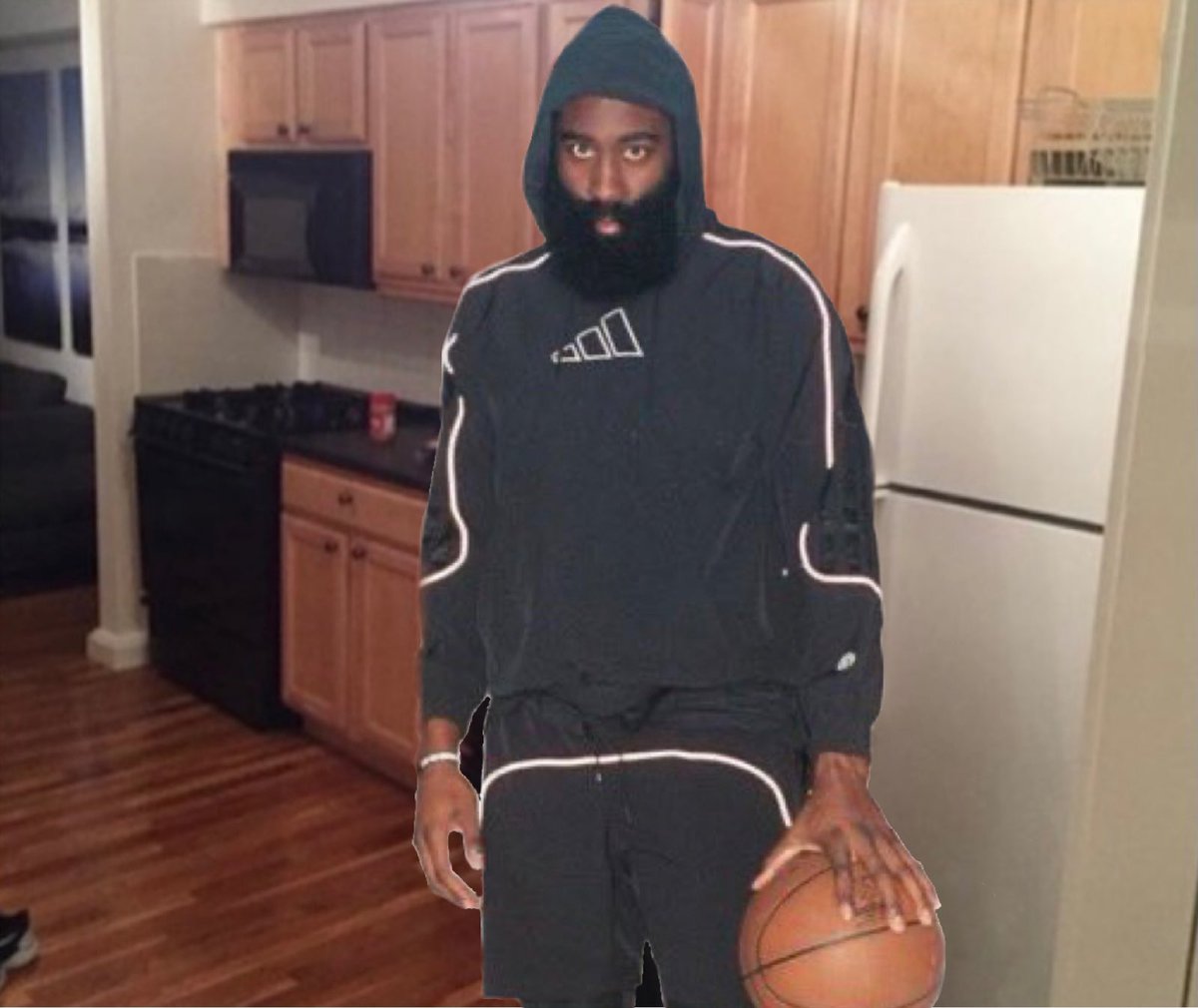 So the Apollo team has been busy tonight photoshopping this Harden picA Thread: