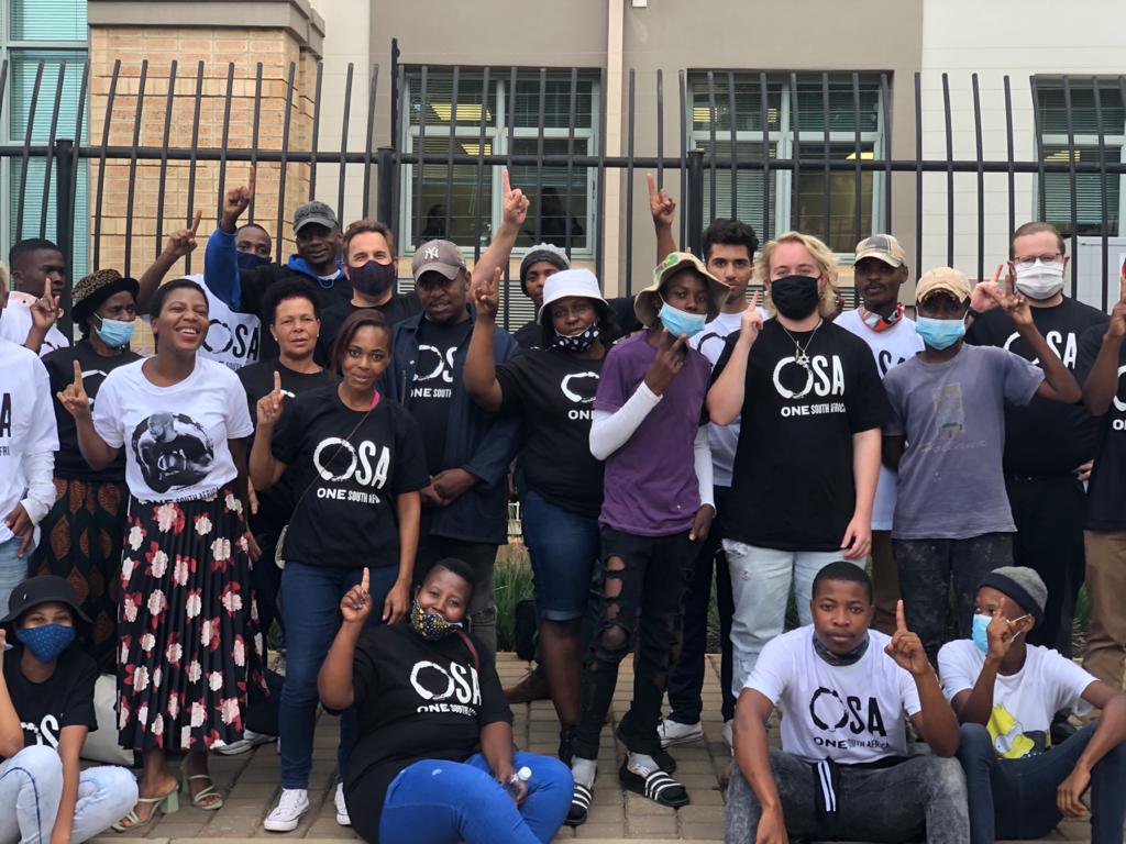 OneSA_Movement's tweet photo. I have cherished the ideal of a democratic and free society in which all persons live together in harmony and with equal opportunities
- Nelson Mandela

Join us  in building a South Africa thats united. 
https://t.co/Xfqer16xIV https://t.co/gqOsT9Oyrw