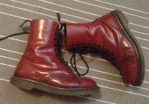 ****Number 1****Doc MartensTimeless, iconic. Murder to break in, but then - a friend for life.Thanks for all your wonderful contributions to this thread. All hail the MD Community x