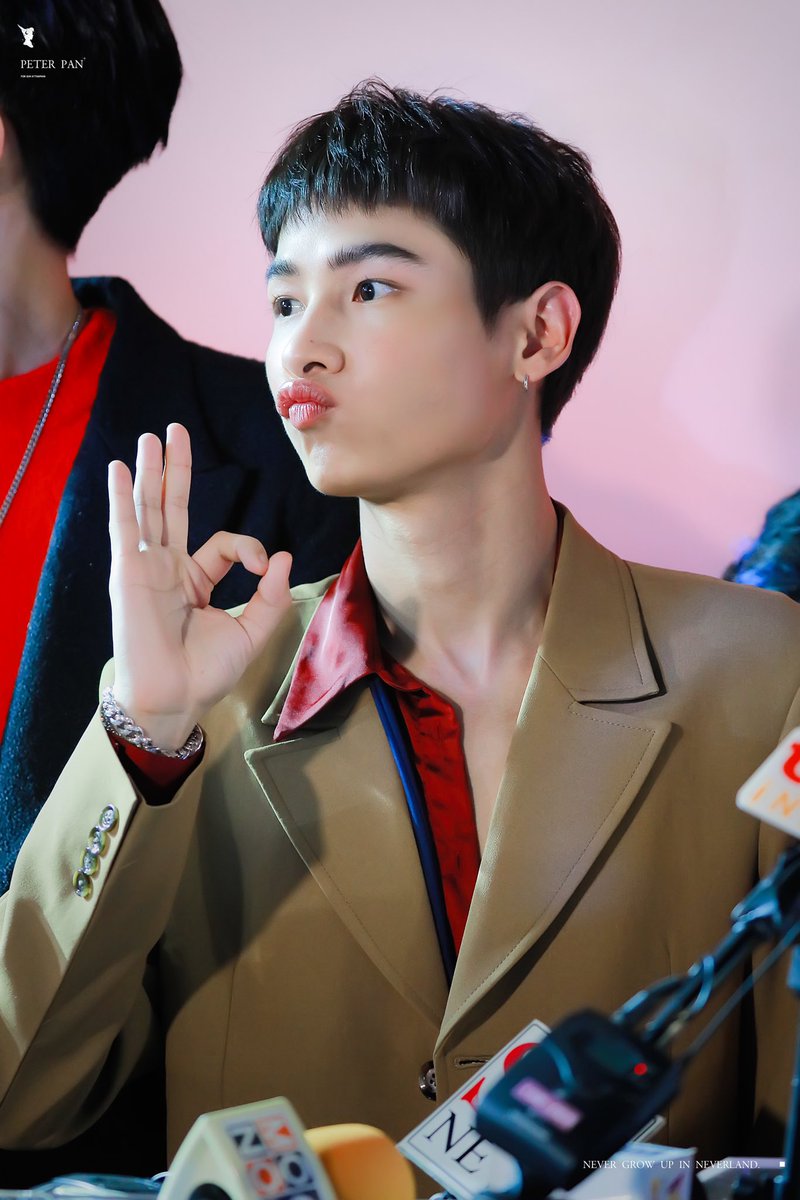 PeterPan_GunAtp's tweet photo. 08122020 OK GENERATION PARTY

😗😗👌🏻👌🏻

#OKgenerationparty  #ออฟกัน  #OffGun  #GunATp  #GunAtthapan https://t.co/UFzDfpmsly