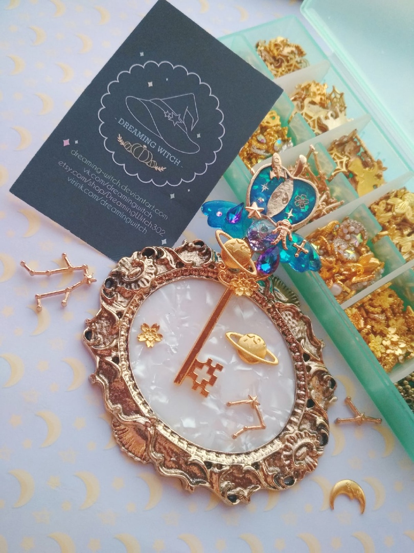DreamingAnya's tweet photo. ✨#DIY #handmade #UVレジン #bezel #openbezel #craftholic #craft #uvcraft #handmadeaccessory #resinart #uvresin #resincraft https://t.co/cYg16myiqX