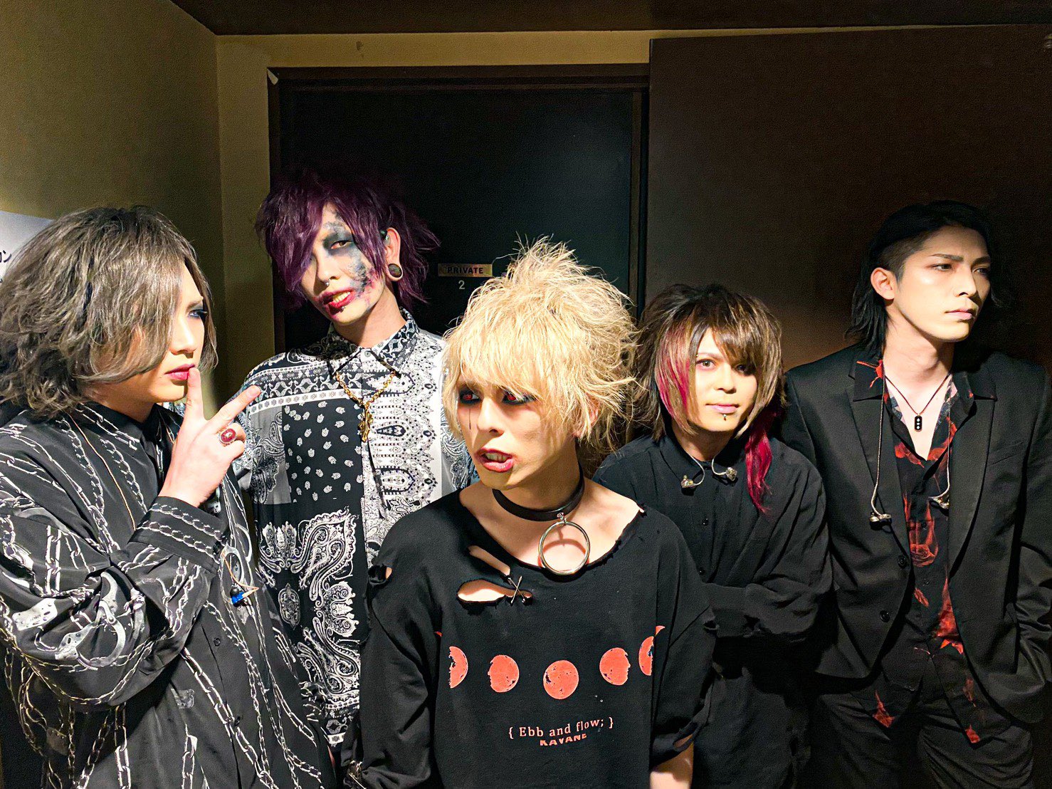 ΛrlequiΩ Tシャツ バンド LIVE イベント アルルカン - メルカリ