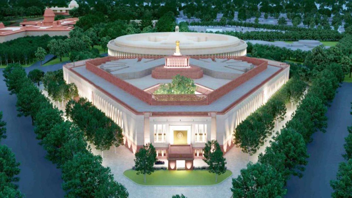 THREAD on Hindu Architecture.Recently when the 3D renders for the new Parliament building was was made public, it was mostly met with criticism here on twitter. Criticized for failing to incorporate elements of architecture which represent splendour of our Hindu civilization(1)