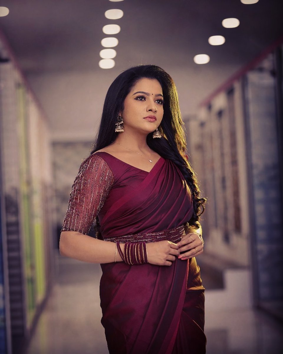 Vijayshreemeena's tweet image. #RIPChitra 
This year gave us a lot&apos;s of sad  news &amp;amp; pain ......😢😭 #SSR #SSRCulpritsRoamingFree #Chitra