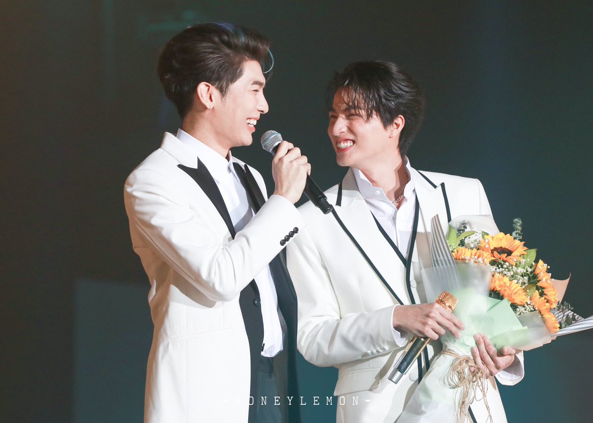 what they choose to show us. Gulf sang that beautiful song for Mew. He bared his vulnerable heart and his love on that stage because he wanted us to know that at the end of the day what they share is for them and them alone. It is beautiful and should be RESPECTED. So Please