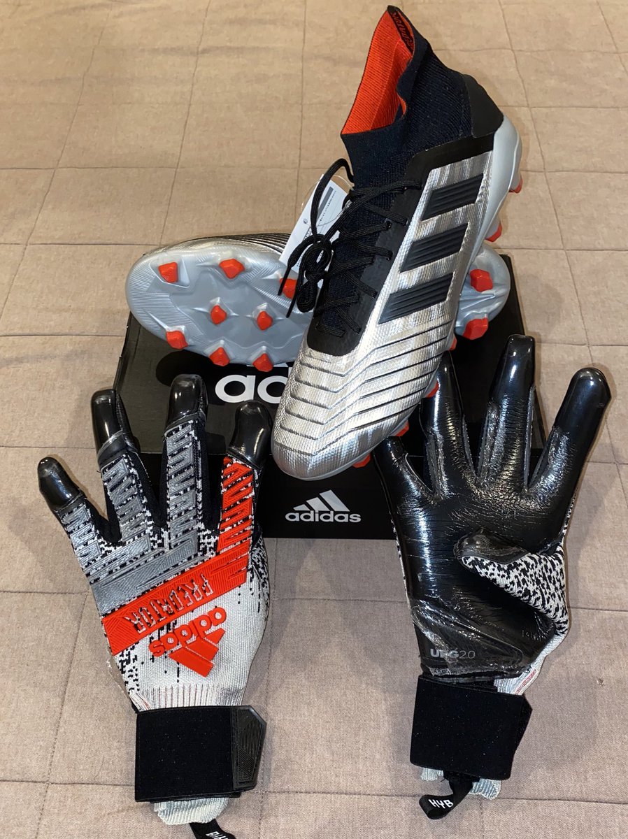 むっしゅ 最近の入手品 Adidas Predator Pro Hybrid スパイクと連動カラーのグローブが欲しくてやっぱり入手しました Urg2 0パームも良い サッカースパイク アディダス Adidas Predator プレデター プレデターハイブリッド キーパー むっしゅ 最近の入手品 Adidas Predator Pro Hybrid スパイクと連動カラーのグローブが欲しくてやっぱり入手しました Urg2 0パームも良い サッカースパイク アディダス Adidas Predator プレデター プレデターハイブリッド キーパー