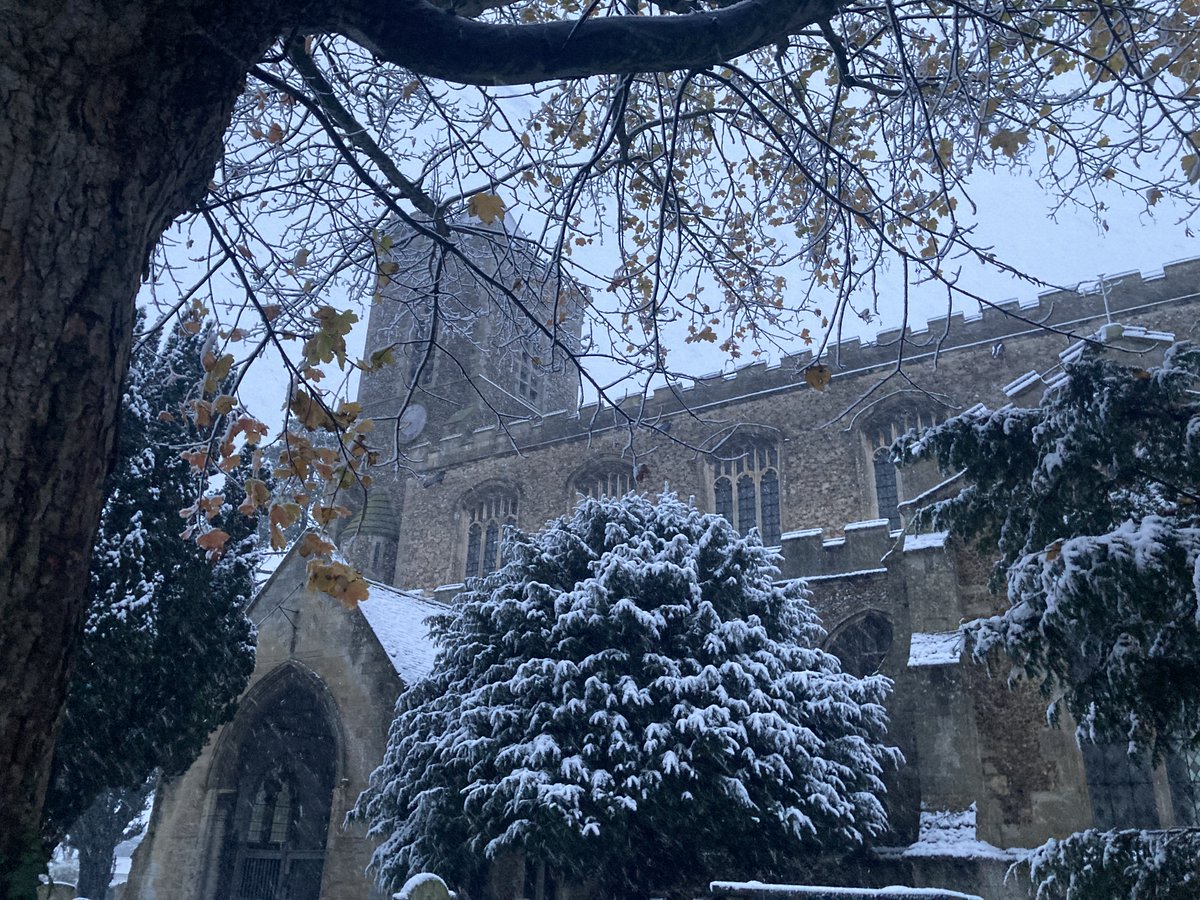 HE_EoE's tweet photo. A seasonal photo of Grade I listed St Andrew’s Church Isleham #Cambridgeshire taken by @julieporter6 during last week's snow.
Why not #EnrichtheList with your winter photos of historic sites?
#WinterInChurches
https://t.co/RO2ovn5Zdg https://t.co/c1GFuBOecQ