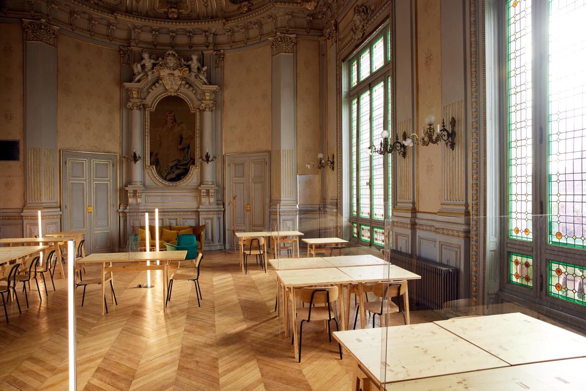 Le Dôme ouvre ses portes à #Dreux. 

Ce « Tiers-lieu » a pour but d'accompagner, de former les #entreprises mais aussi les #indépendants à travers un écosystème de l’#innovation. 

L'interview de  Diane TARLET, manager du Dôme est à retrouver sur rtv-dreux.fr/podcast/