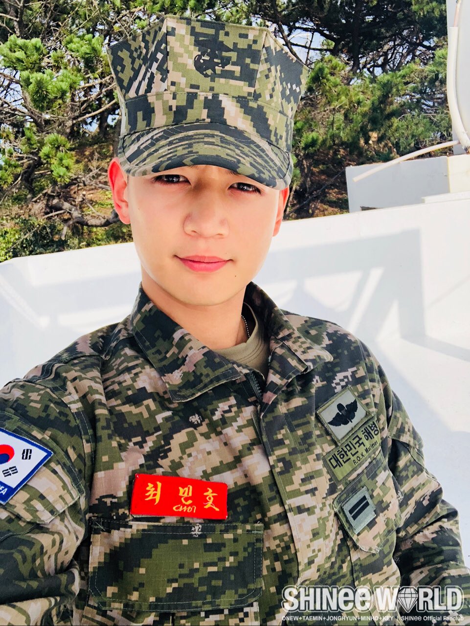 Happy bday my lovely  Wish u all the best, and always healthy       God Bless You Sergeant Choi Minho       