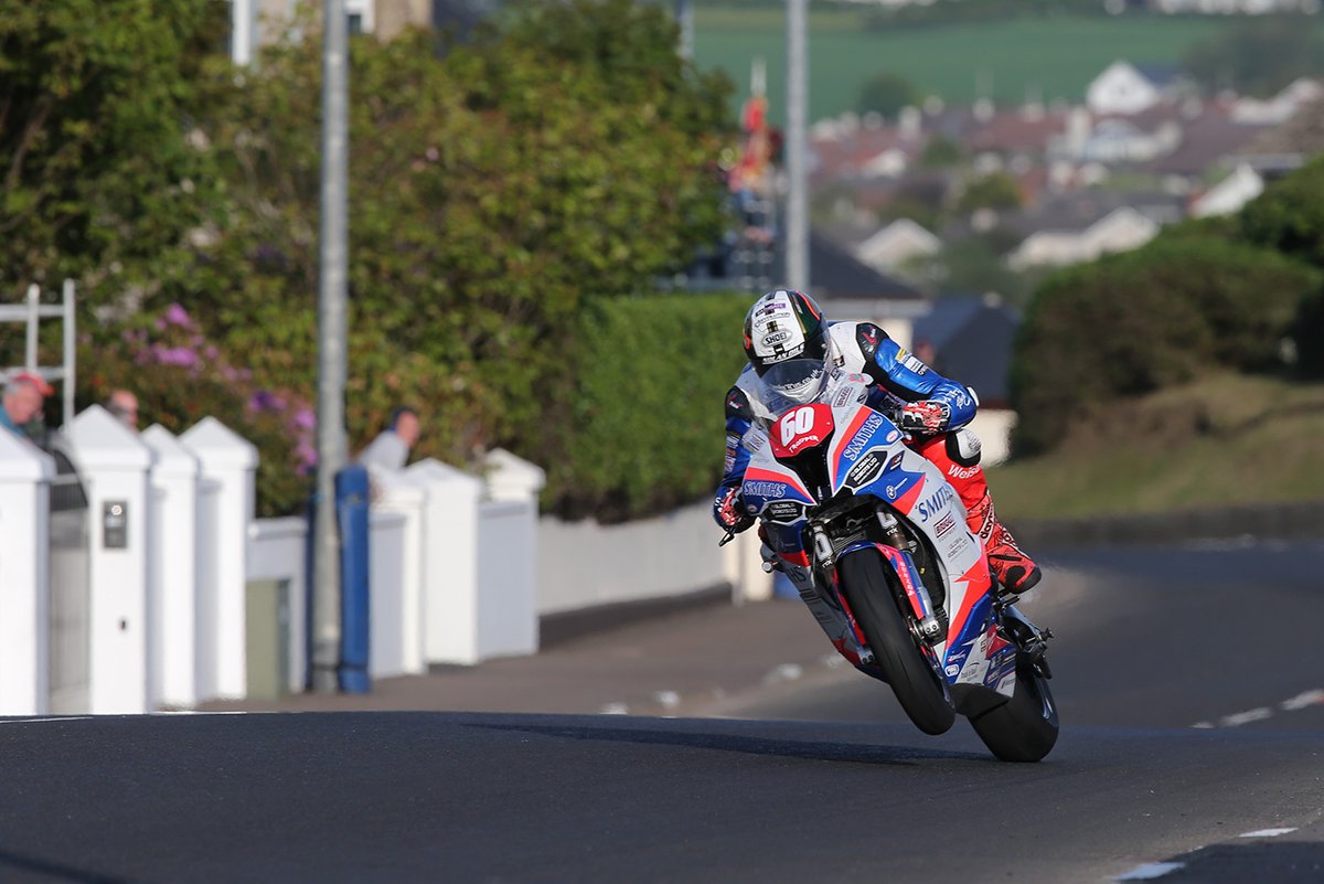 peterhickman60's tweet photo. My #WheelieWednesday this week is from @northwest200 2019 on the Superstock. First international road race win for the then new BMW S1000RR! 😜
Let's hope we can get to race here again in 2021! ✊
📷@DoubleRedBSB
@BMWMotorradUK | @Global_Robots
#NW200 #BMW #SmithsRacing https://t.co/I8wmhHY2iH