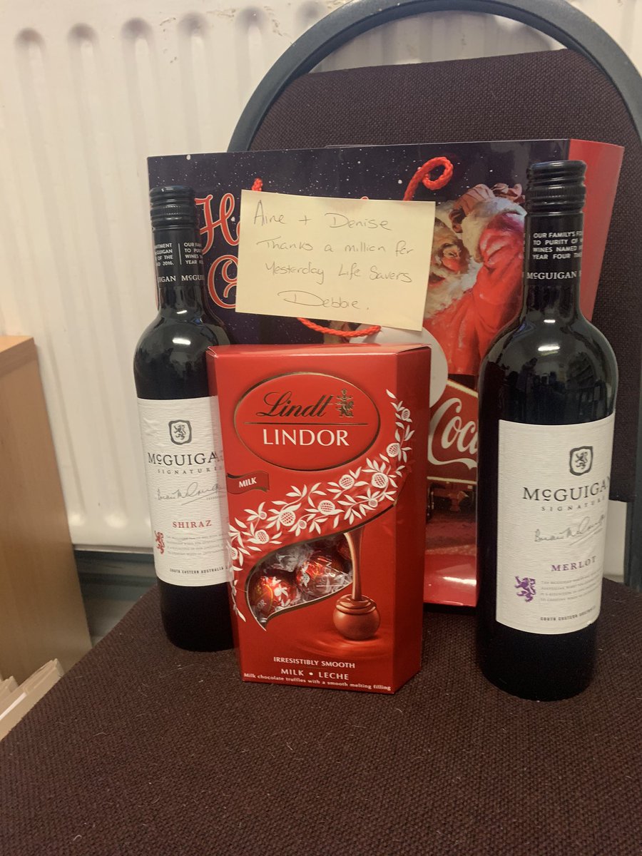 dentj1996's tweet photo. Lovely surprise this morning for helping out a colleague... doing an extra kind thing. Thanks Debbie  😊 @HSEvalues @ULHospitals https://t.co/fdPtYuzyDY