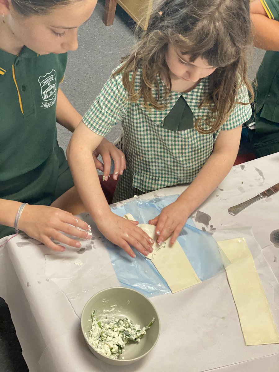 Thanks @bandicootsCPS for helping make our products for Project-Based Learning! We used fresh ingredients from <a href="/CamdenvilleFarm/">Georgina E</a> to make pesto and spanakopita! We can’t wait to cook it and share it with K-2 tomorrow!