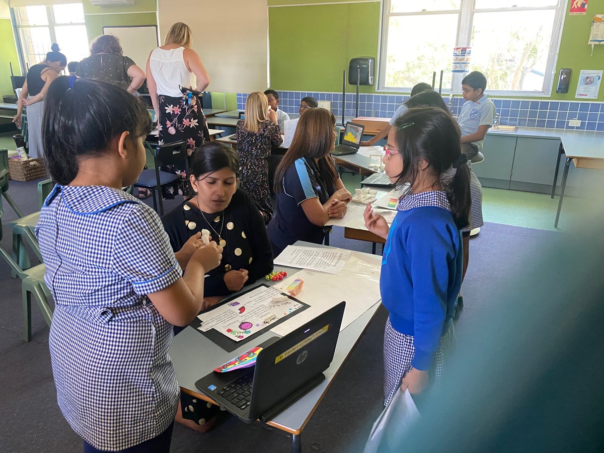 3N presented their designs to teachers in the TARDIS team today. Students used 3D printers and #designthinking to empathise, define, ideate, prototype and test items that could be used to calm someone down when feeling overwhelmed. We’re so impressed with their clever ideas!