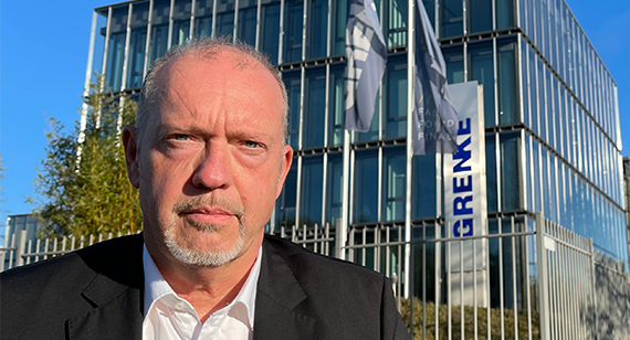 pr_magazin's tweet image. "Ich denke, dass es einen Deal gab zwischen Fraser #Perring und @derspiegel: Kommunikationsberater Stefan Wichmann spricht im neuen prmagazin über seine Krisen-PR für die #Grenke AG nach der #ShortAttack durch Leerverkäufer @AIMhonesty.

👉 Zum Anlesen: prmagazin.de/meinung-analys…