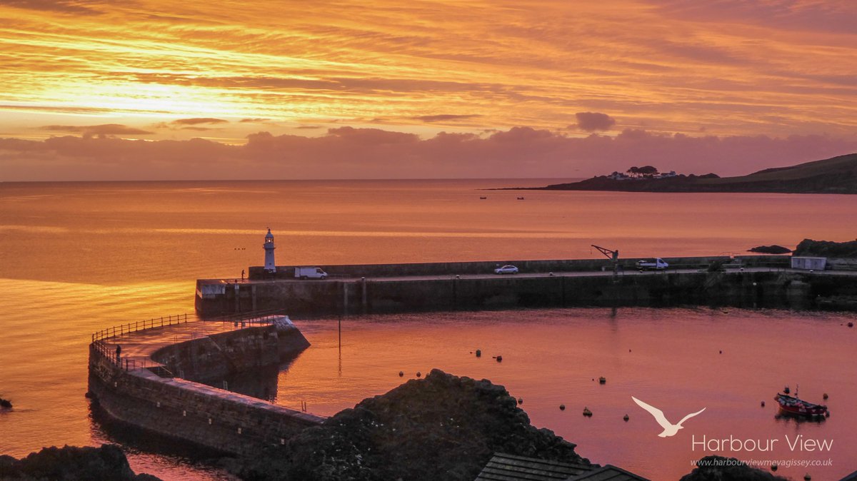 Harbourviewmeva's tweet photo. Morning #Mevagissey #Harbourview #Cornwall https://t.co/wRRZou47Cb