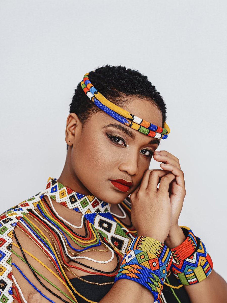 simmymusicsa's tweet photo. 𝑻𝒖𝒈𝒆𝒍𝒂 𝑭𝒂𝒊𝒓𝒚 ‘𝑴𝒂𝒅𝒆 𝑶𝒇 𝑺𝒕𝒂𝒓𝒔’ 🧚🏽✨

📸 : @yoboiistunna https://t.co/JqGRS2ykIO