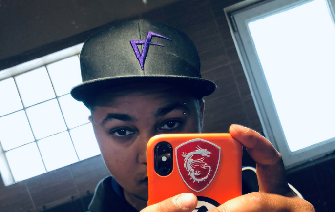 Encore une histoire de racisme dans le football.
Notre marque de casquettes combat le racisme.
Nous sommes des Gameurs peu importe notre couleur.

Stop au RACISME

Valkyr Factory
Sois Enfin Toi !!!

#racisme #gamingcommunity #esport #soutien #football #Mode #BalanceTonPost