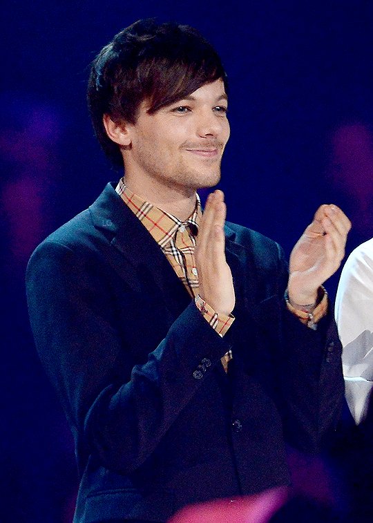 Louis Tomlinson's X-Factor Outfits; a very necessary thread