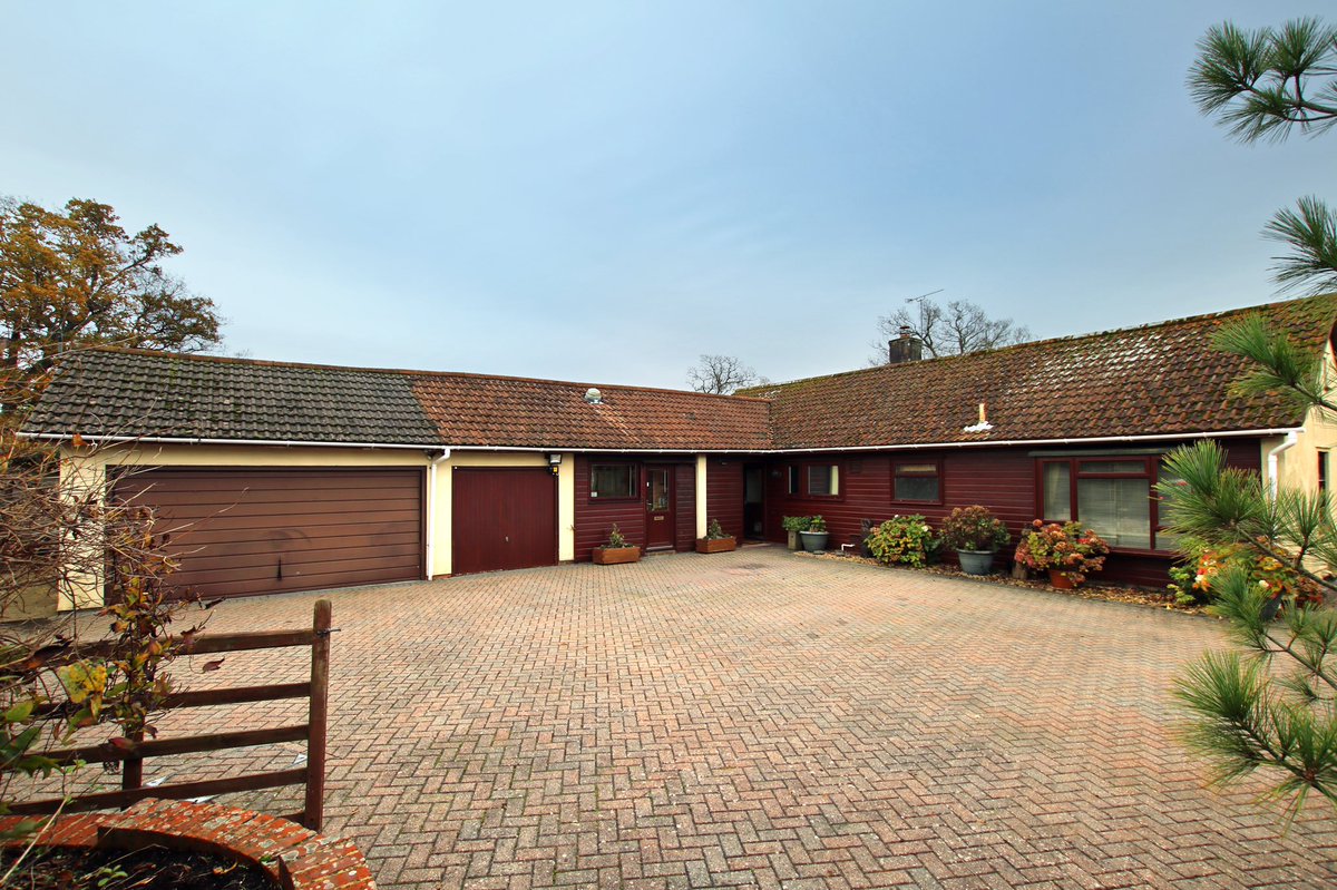 Lines & James tweet media