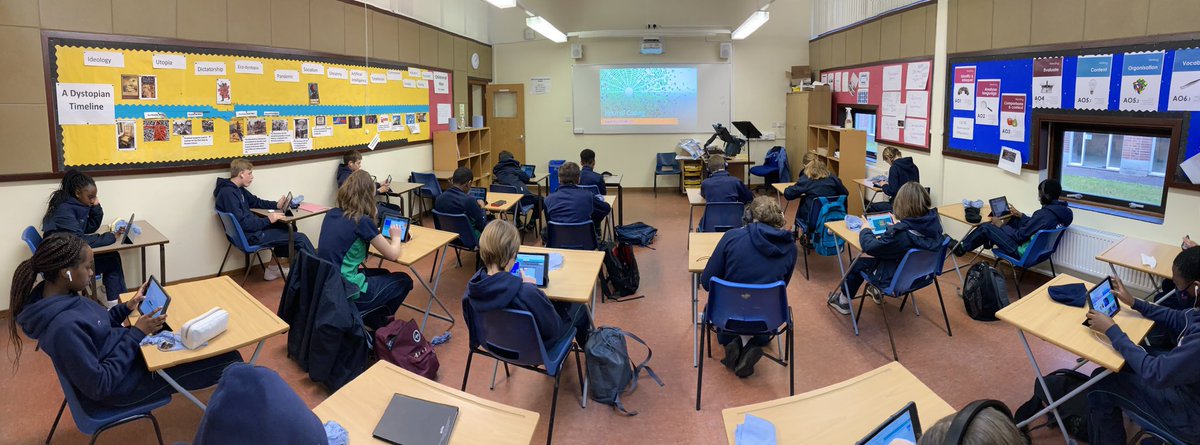 RHS_CompSci's tweet image. @RHS_CompSci @RHSSuffolk @CompassRhs what will you code today? Let’s get our brains working..#HourOfCode2020