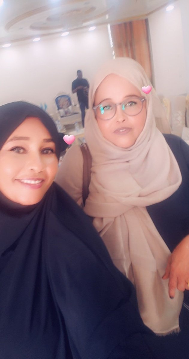 roda_yusuf's tweet photo. Wa shirkii manta iyo Wasiir ku xigeenka wasaarada H.H.X.A FEDERAALKA Marwo Xiis Xasan
Iyo Agaasimaha waaxda horumarinta Haweenka Sacdiya Mohamed @MwomenHRD @Abeyna44 @aisha_dhome @zshirwac1 @MaryanCali10 @IlwadElman @LeadNOWso @Ilhan https://t.co/CbexP8aKnH