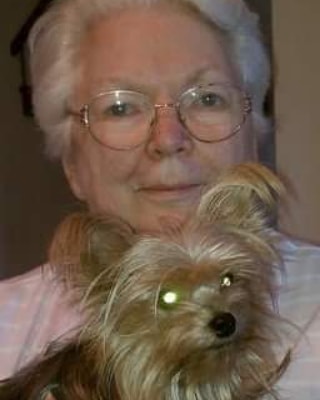 d_childress's tweet photo. Sorry won't be on for awhile, my mother has passed away early this morning. Please keep my family in your prayers. Thank you.
Darrell https://t.co/kNkKDATfOr