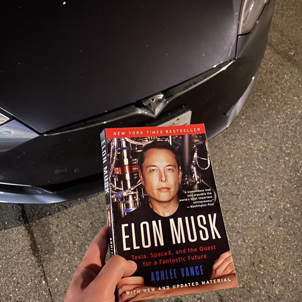 4/ Easy enough - surely there’s a one-size-fits-all set of values that determine success across any endeavor.Then again, if  @RobertIger and  @elonmusk have taught us anything, it depends upon the quest.So, what then, would be the values to achieve our mission - and every hire?
