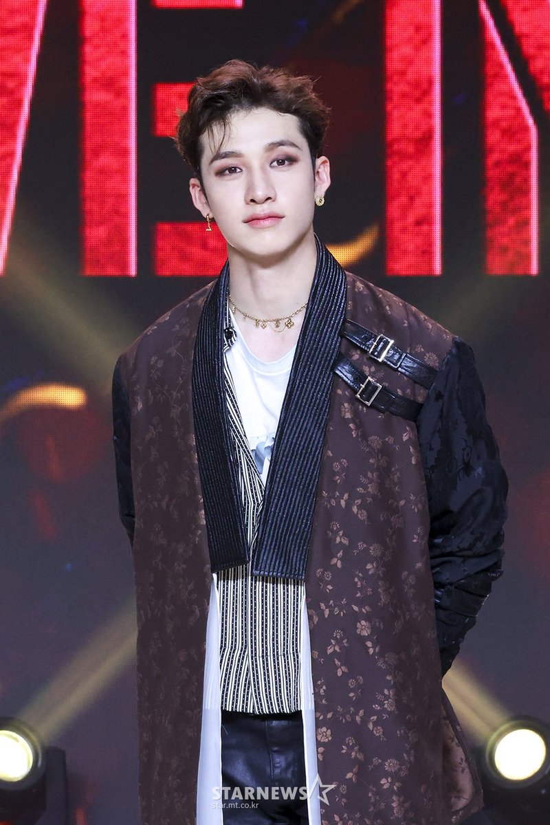 zrbahng's tweet photo. BangChan best leader 
BangChan respectful 
BangChan best rapper 
BangChan best of bests 
We love you BangChan
Bang chan the best 
#BangChanBestLeader 
#BangChanBestLeader https://t.co/AUWkkPWR98