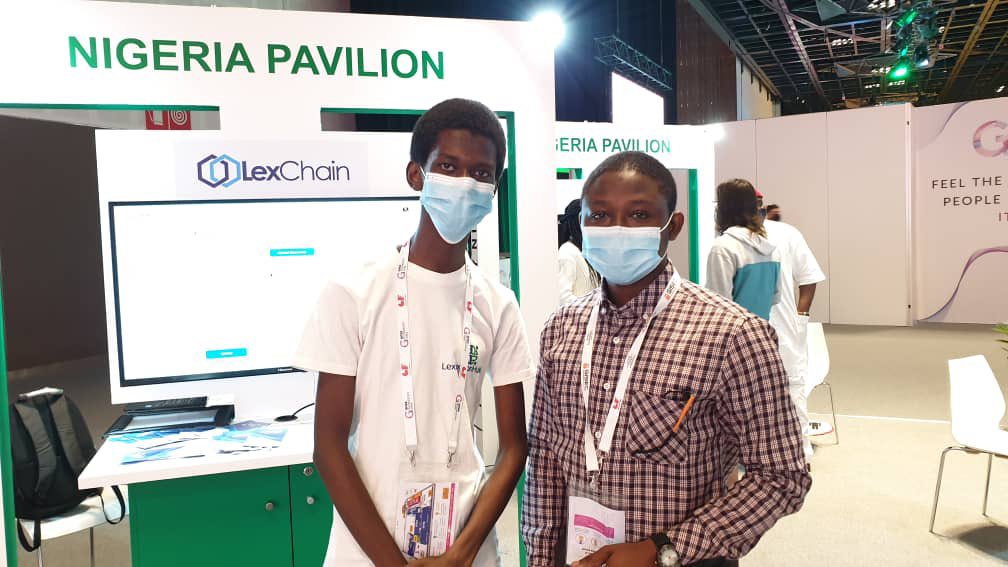 Waspapping_'s tweet photo. Abubakar Nur Khalil, CTO Lexchain with Google developer (Flutter) @adm_muktar at the Lexchain Startup stand at the ongoing @GITEXTechWeek
#GreatMinds #GITEX2020 #Nigeria #madeinnigeria #blockchain #Lexingtonhub https://t.co/5sWURN8HVk