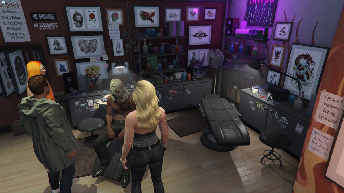 PhoenixRP_DE's tweet photo. Bald gibt es auf #PhoenixRP wieder #Tattoo Shops! Ein altes Feature kehrt zurück... Hier habt ihr mal einen Rückblick was früher war und bald wieder ist!

#GTARP #GTA #Roleplay #GermanRoleplay #GTAV #GrandTheftAuto #GrandTheftAutoV https://t.co/OLYLsrB2aF