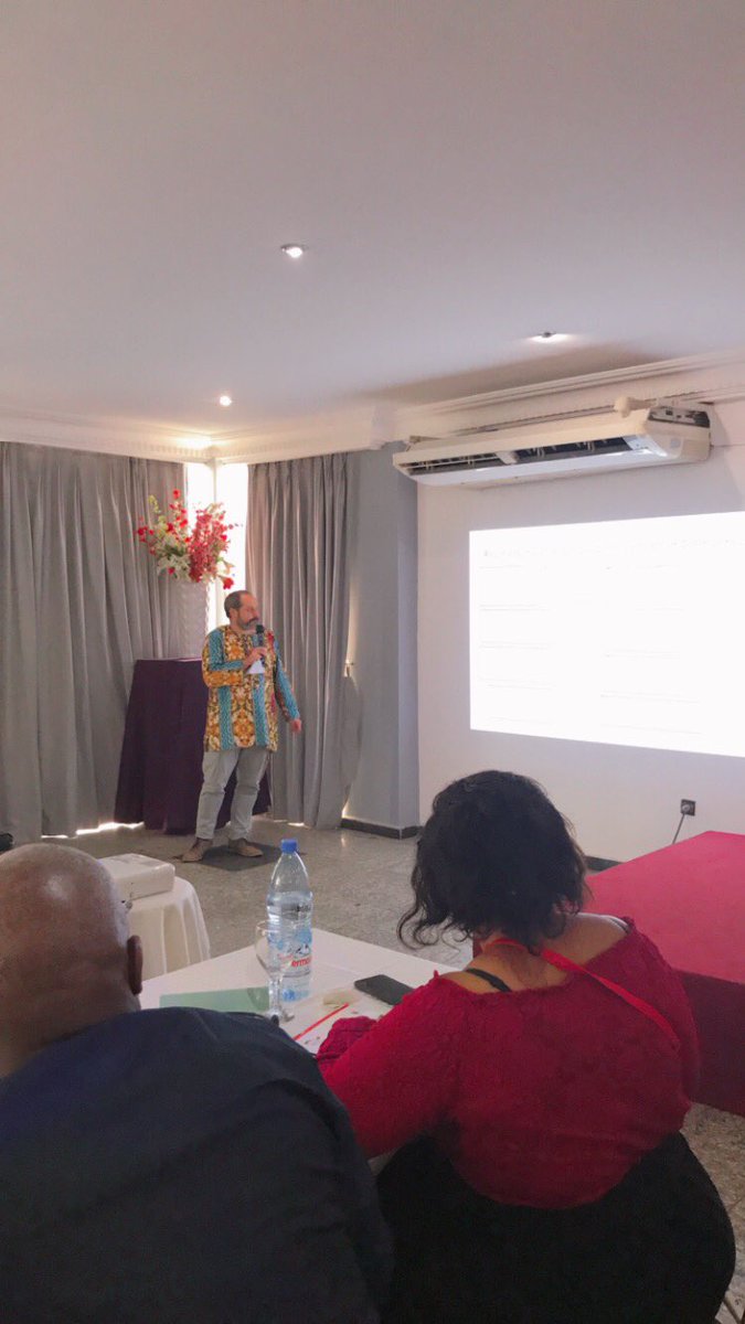 alida_eboo's tweet image. Restitution des travaux de groupe lors de ce 2e jour d’atelier de planification #PRADEC II. Activspaces était représenté dans la composante 4 , Smart communities restitué ici par @DigaMathieu