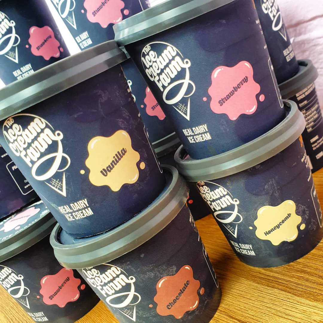 Cheshire Farm ice cream now in stock! We've got Vanilla, Chocolate, Strawberry and Honeycomb 125ml pots. That's dessert sorted. 😋 

#theicecreamfarm #cheshirefarm #icecream #chocolate #vanilla #strawberry #honeycomb #dessert #lovekimchi #smithdownroad