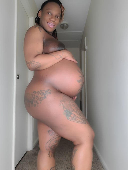 4 pic. Soooo many customs shot this week i feel accomplished!!!! 2 more togo. Yes I'm still shooting