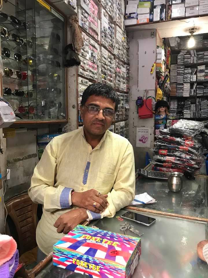 One year ago, I met this man who had fled from Pakistan after a targeted campaign was unleashed on Hindus as revenge against the Babri Masjid demolition in 1992-1993. His shop was set on fire. With his wife and children, he managed to reach Jodhpur and stayed with an uncle. (1)