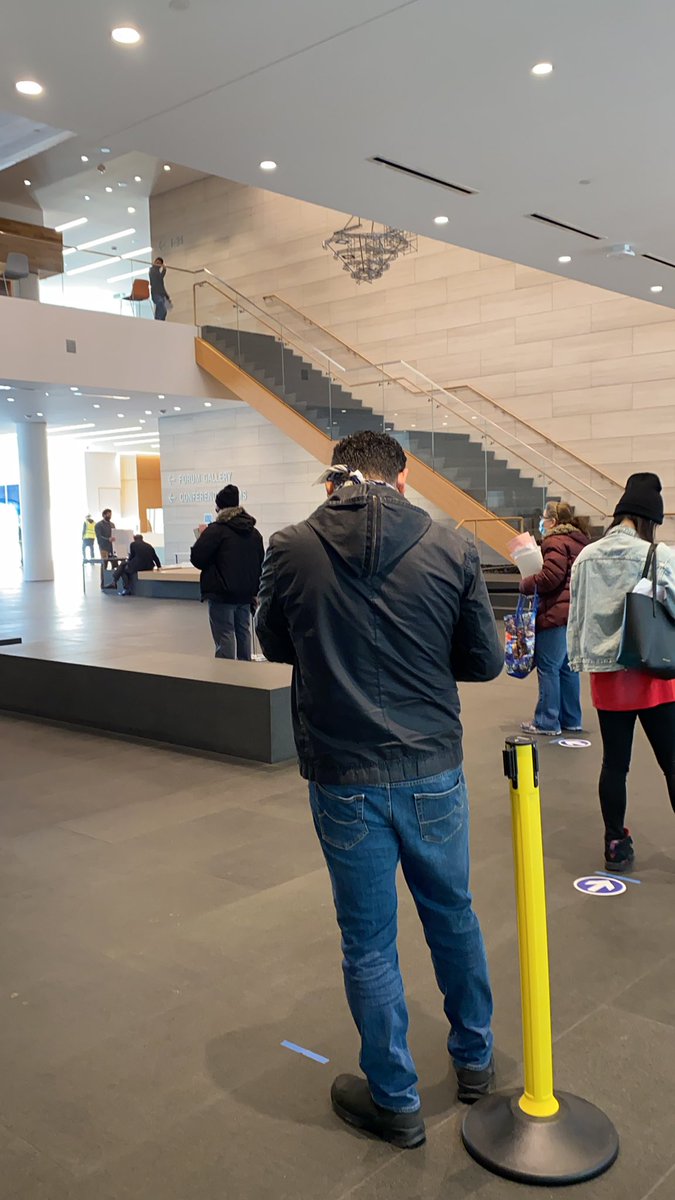 DanielleGinach's tweet photo. @LondonBreed @sfdbi just wondering why it is acceptable to require people to come in person to file paperwork that could easily be virtual during shelter in place when basically every other activity or gathering place in SF has been shut down? https://t.co/02QZeOxW8p